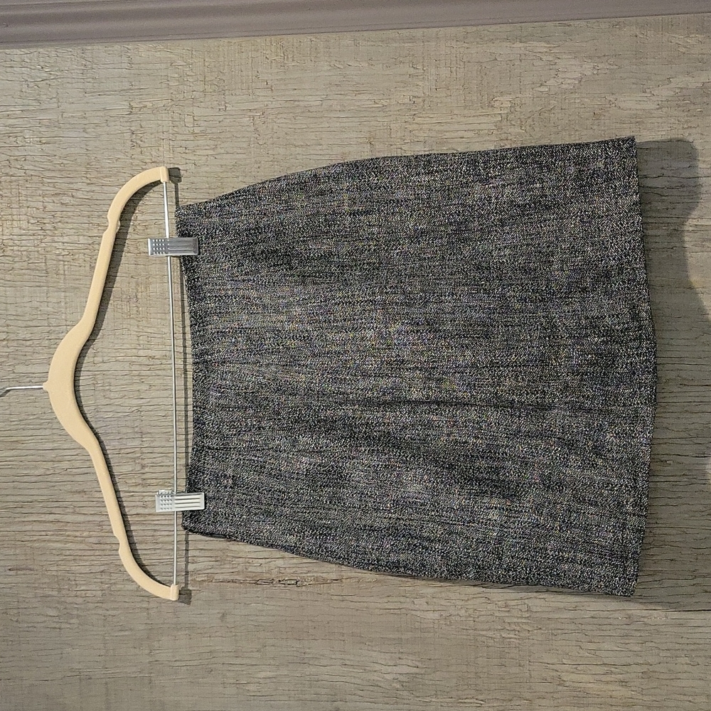 Theory skirt NWOT